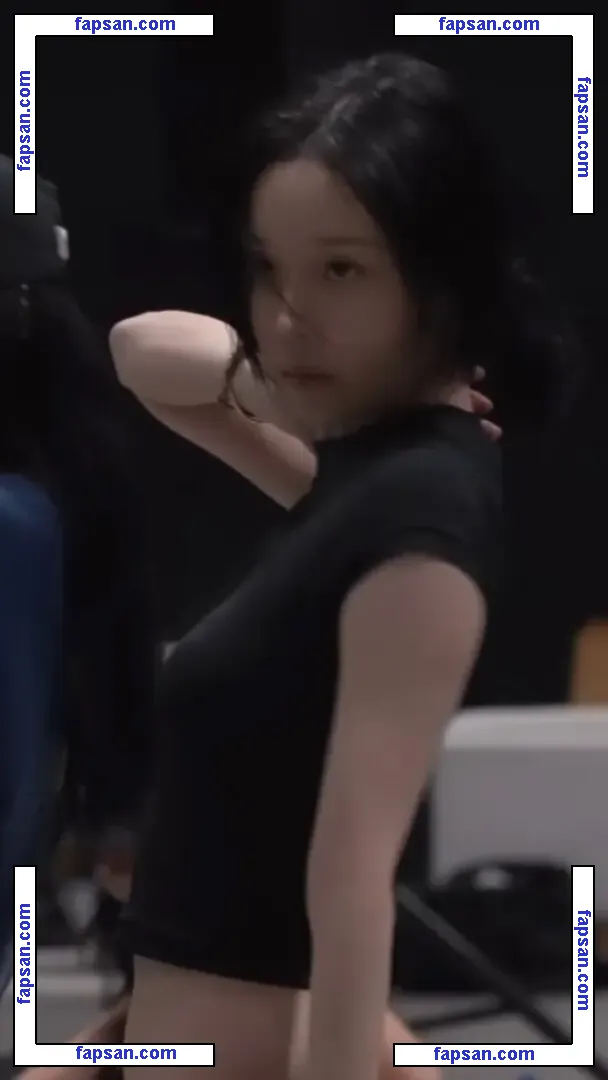 WomenK-pop nude photo #1890 from OnlyFans