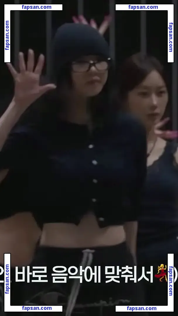 WomenK-pop nude photo #1891 from OnlyFans