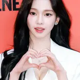 WomenK-pop nude #1916