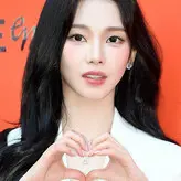 WomenK-pop nude #1931