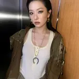 WomenK-pop голая #1944