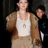 WomenK-pop голая #1950