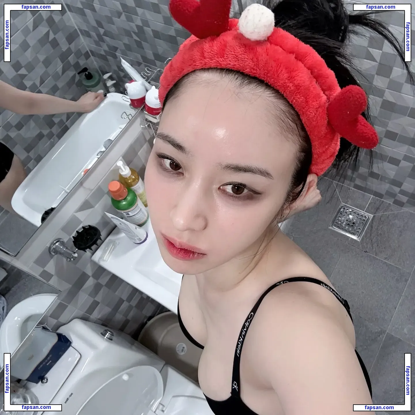 Woohyeon nude photo #0309 from OnlyFans