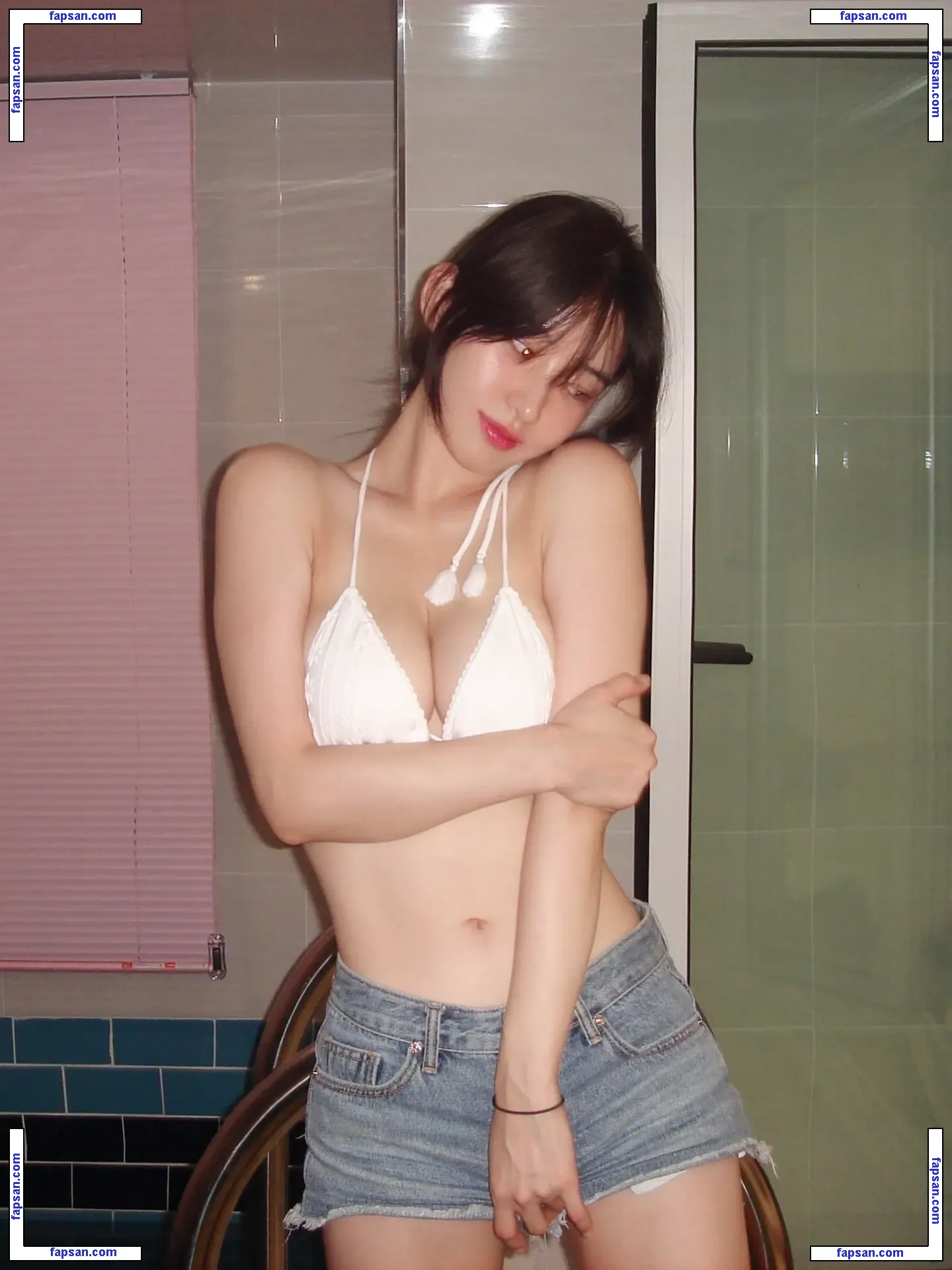 Woohyeon nude photo #0316 from OnlyFans