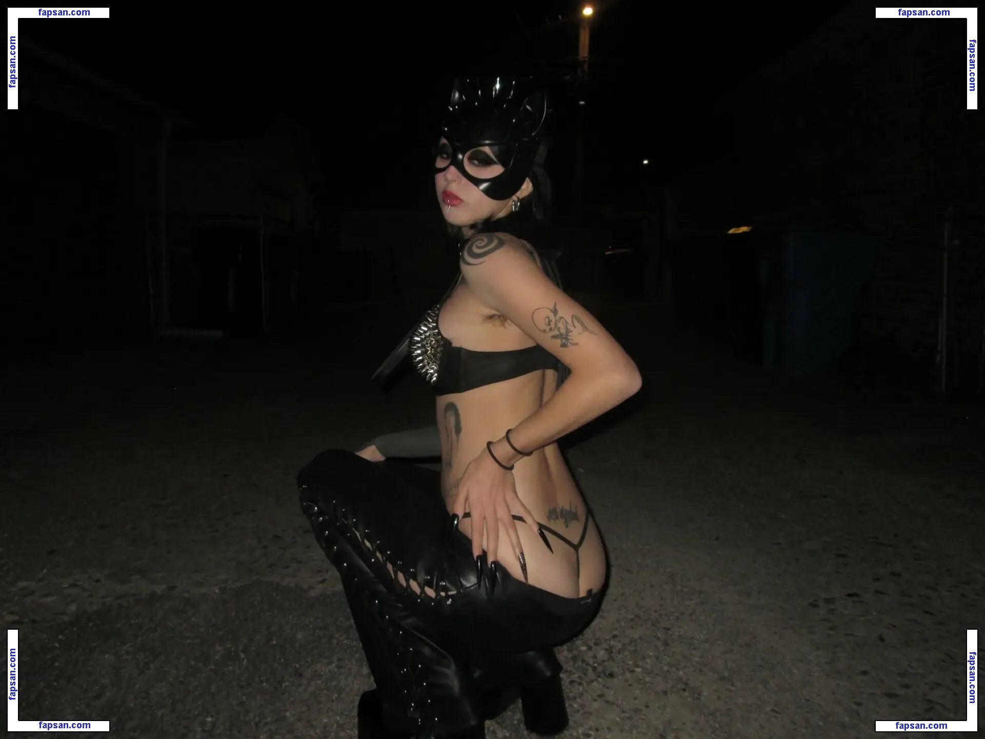 wuvvmia nude photo #0032 from OnlyFans