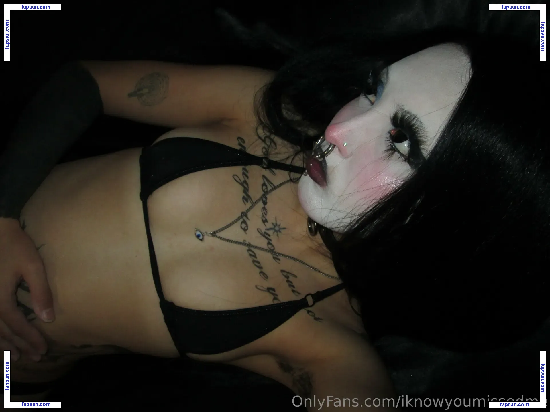 wuvvmia nude photo #0045 from OnlyFans