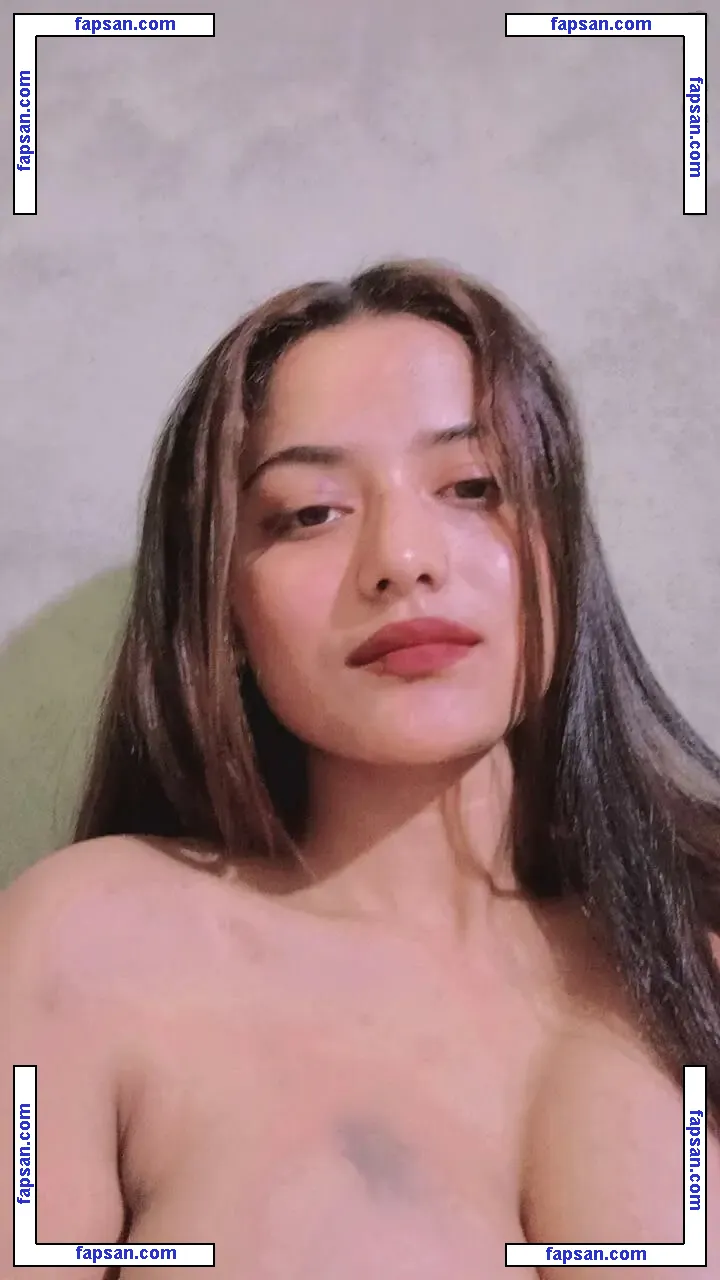 wwildrosee nude photo #0002 from OnlyFans