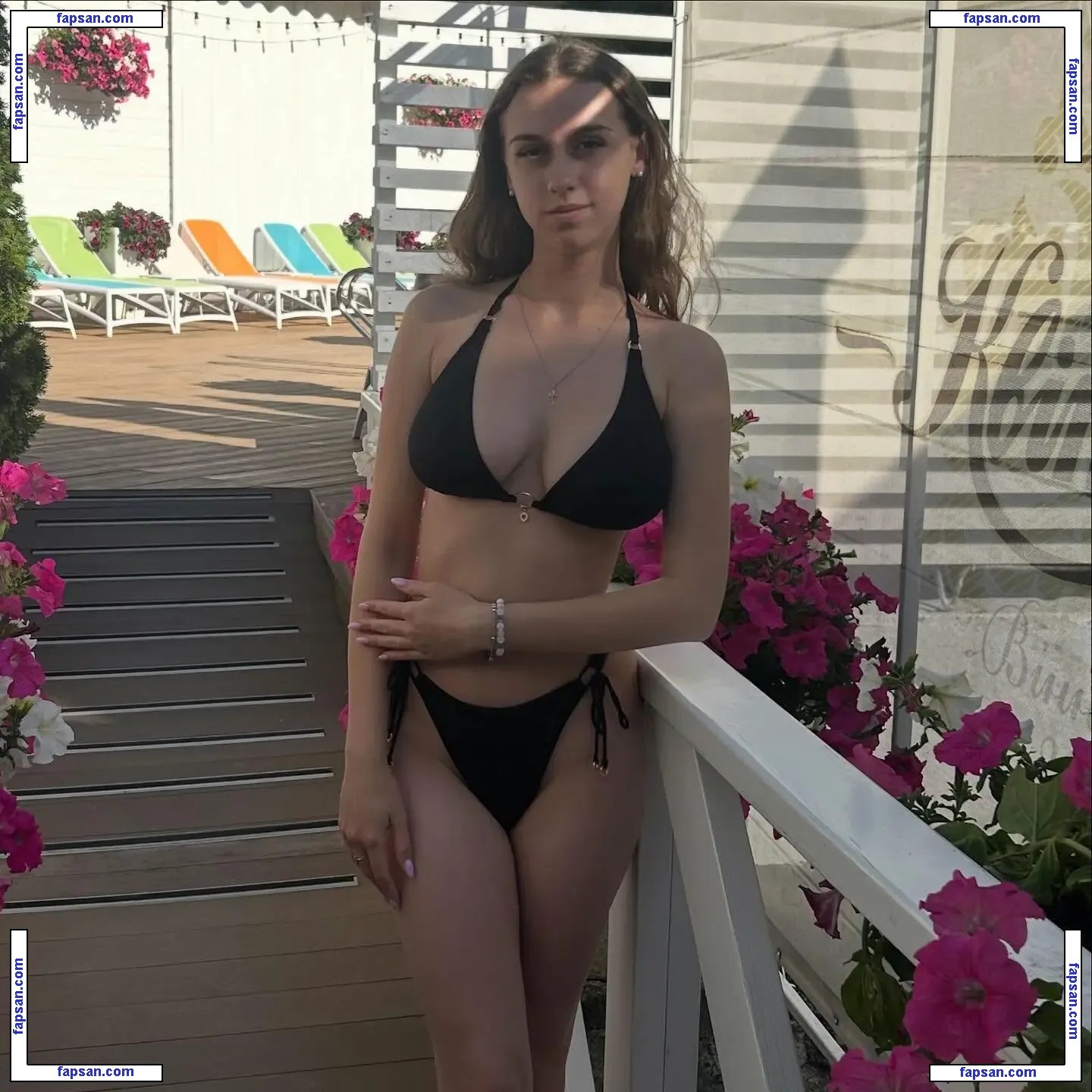wxnetta nude photo #0007 from OnlyFans