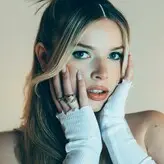 Wynne голая #0010