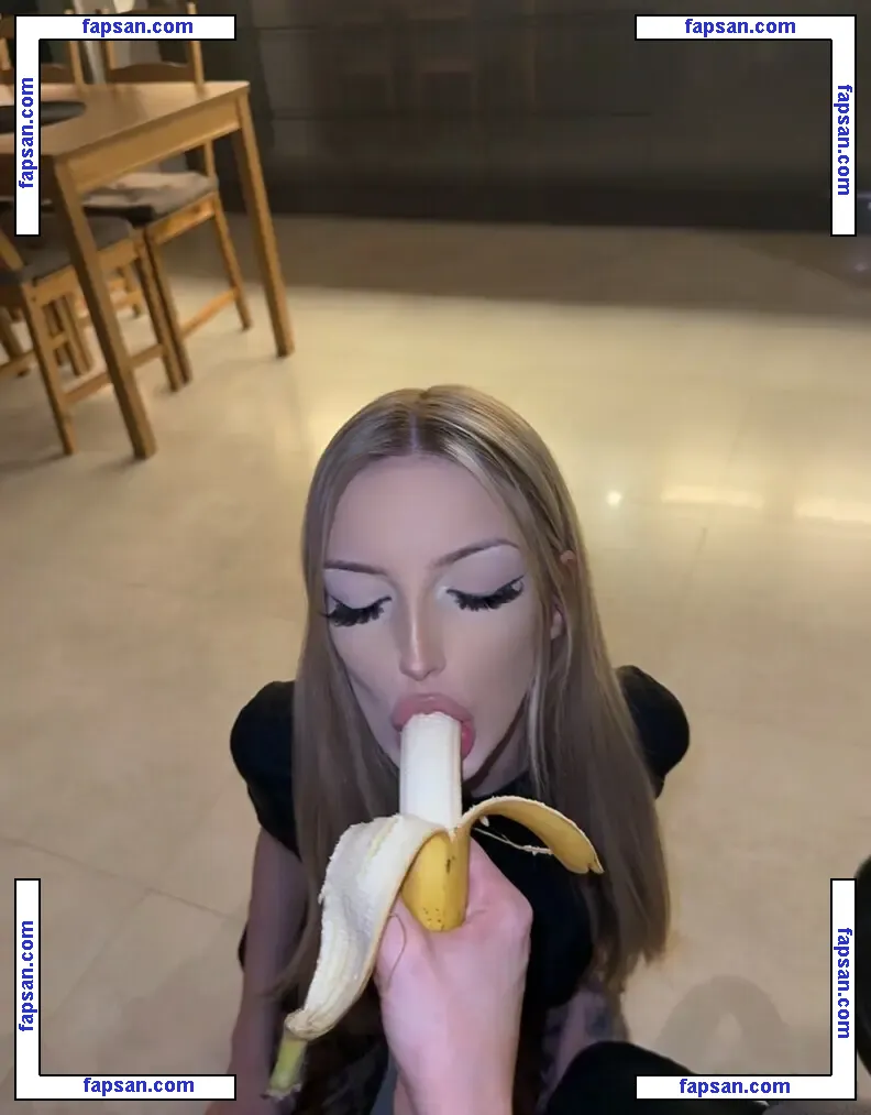 Xcvjzzx nude photo #0007 from OnlyFans