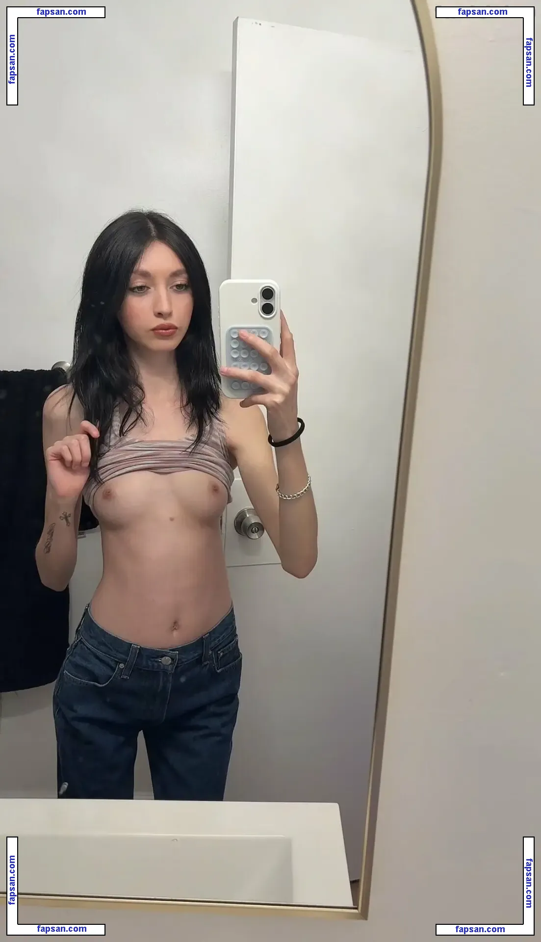 Xenadreamx голая фото #0004 с Онлифанс