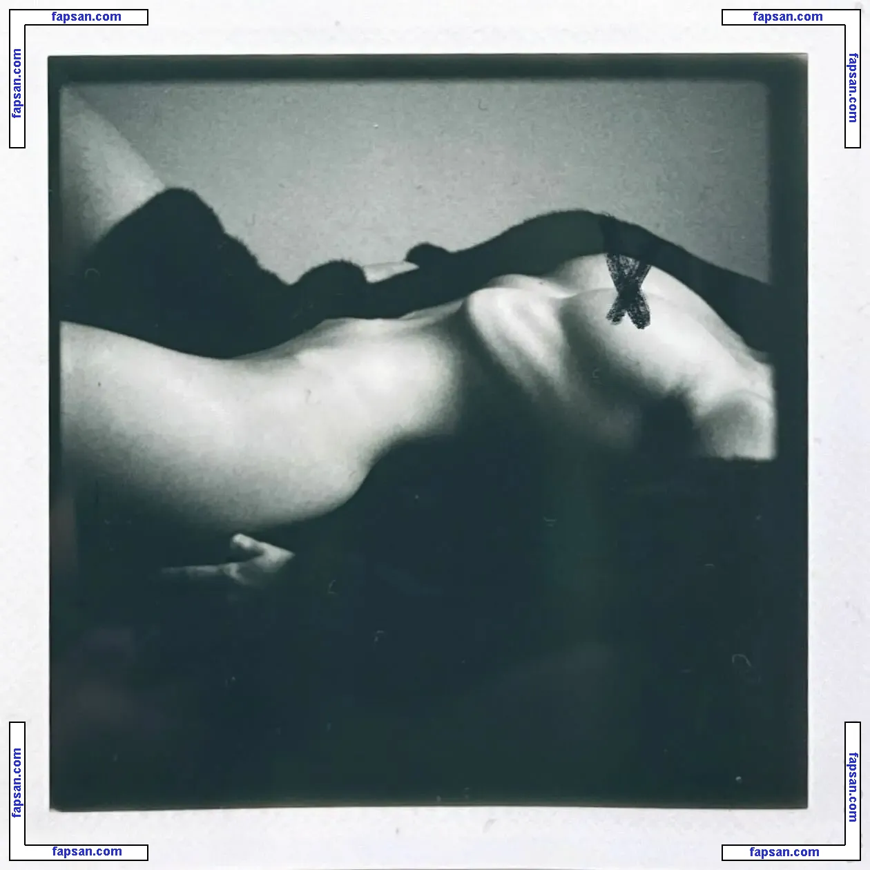 xfrozi7676_ голая фото #0016 с Онлифанс