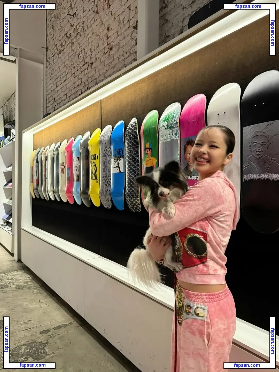 XGOfficial_ голая фото #0015 с Онлифанс