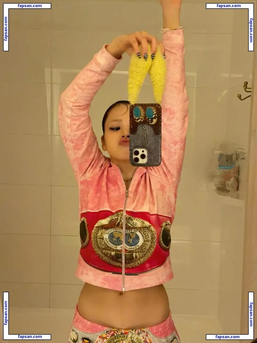 XGOfficial_ голая фото #0018 с Онлифанс