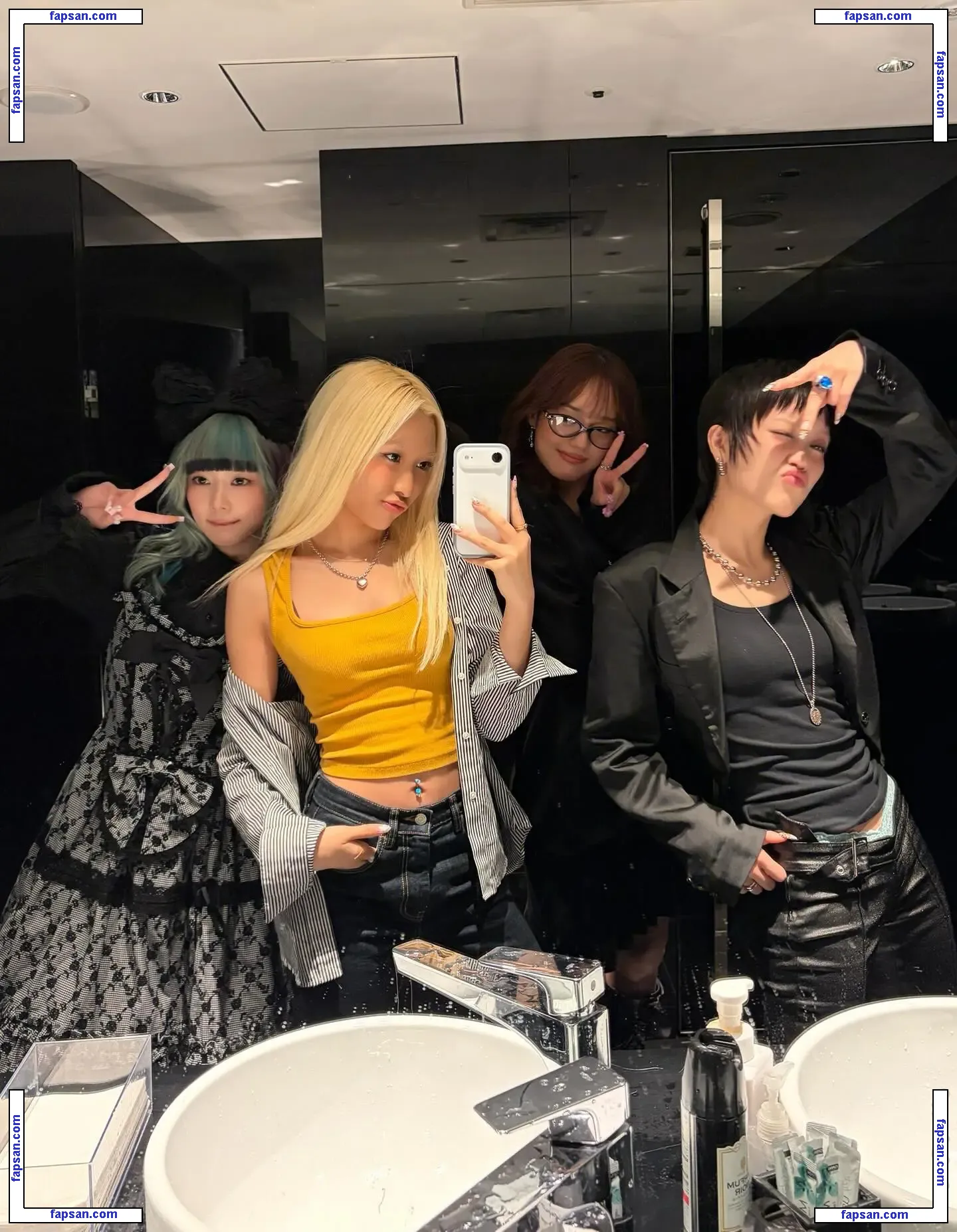 XGOfficial_ голая фото #0043 с Онлифанс