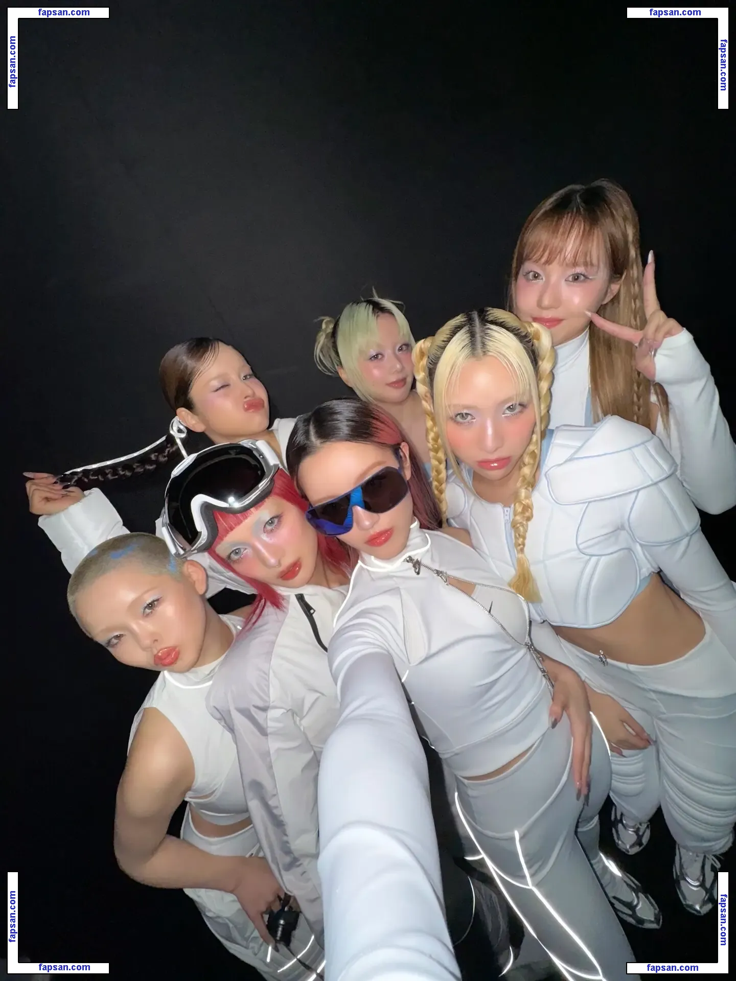 XGOfficial_ голая фото #0045 с Онлифанс