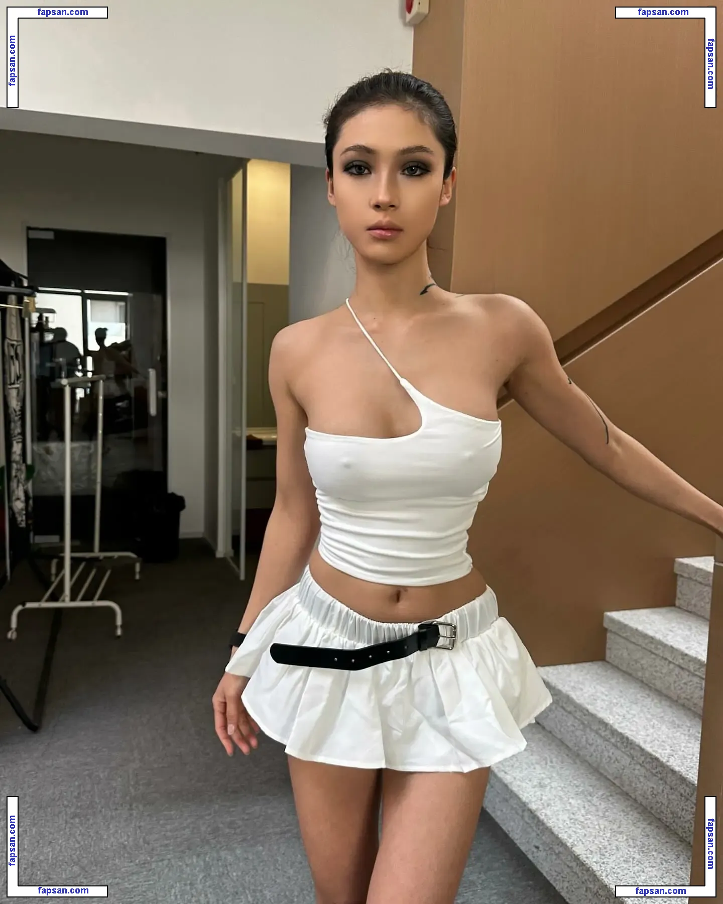 Xiang_is nude photo #0009 from OnlyFans