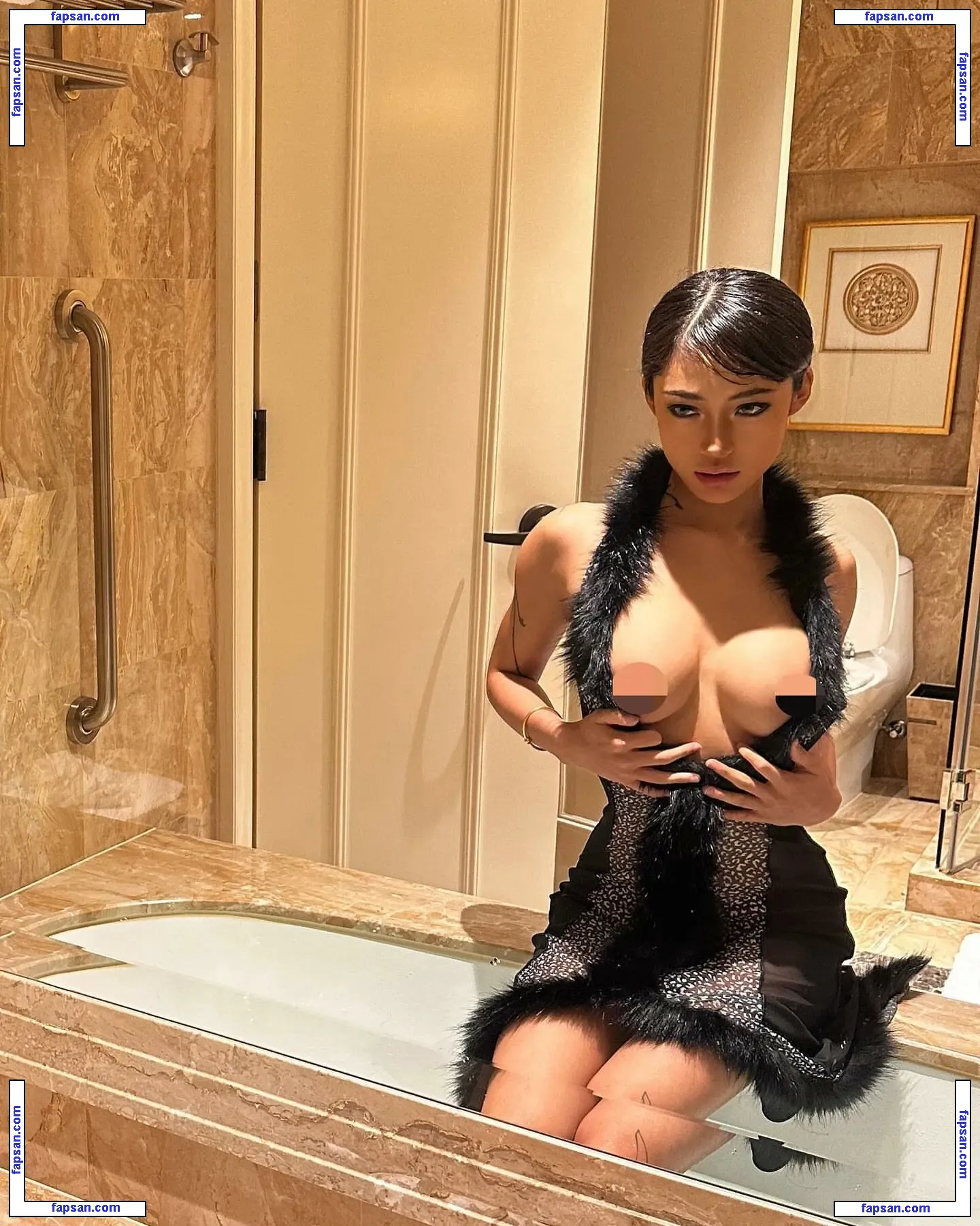 Xiang_is nude photo #0014 from OnlyFans