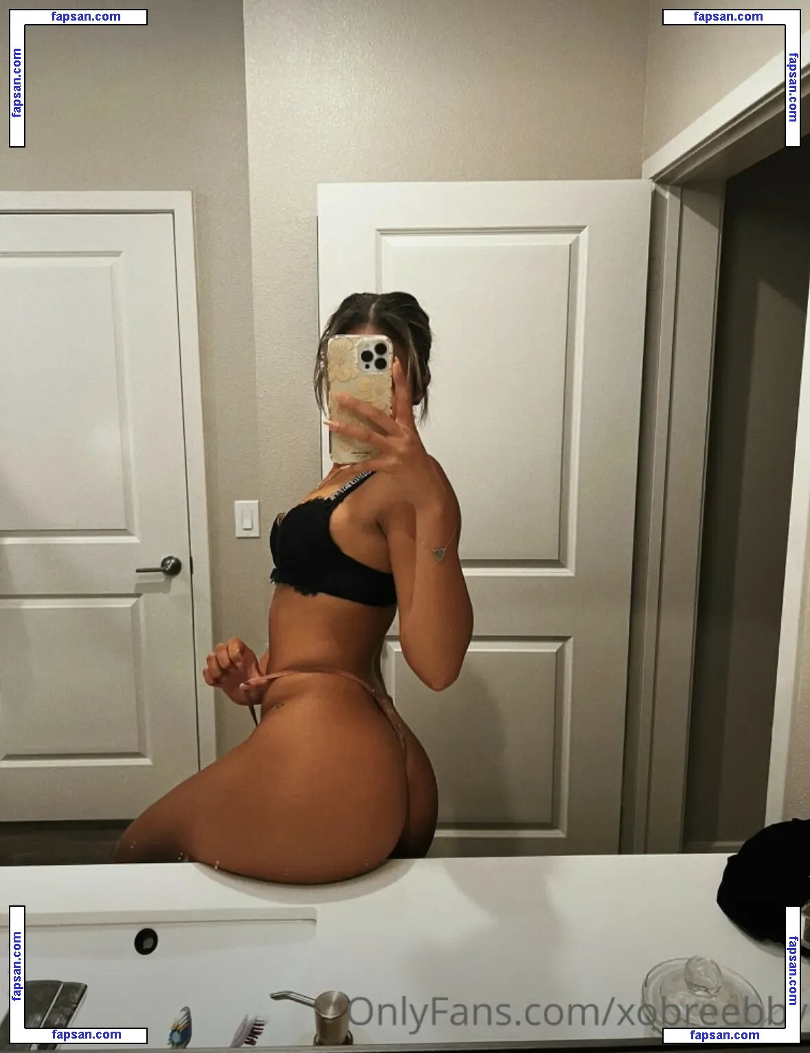 xobreebby nude photo #0007 from OnlyFans