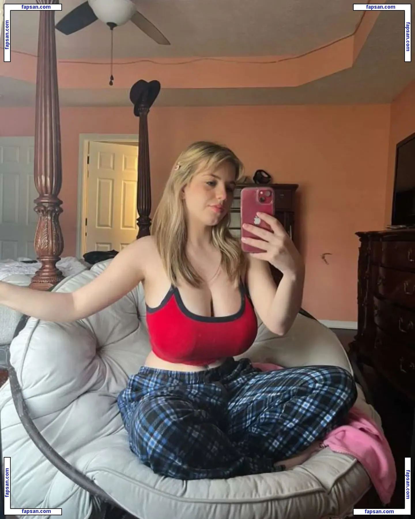 Xohalzy444 nude photo #0007 from OnlyFans