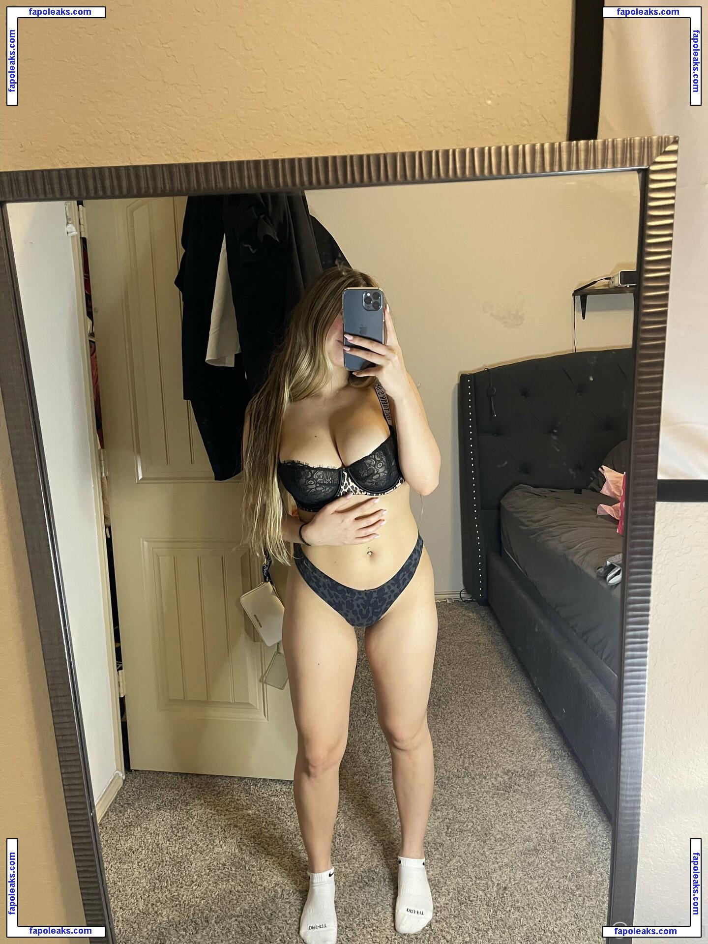 xolatina nude photo #0413 from OnlyFans