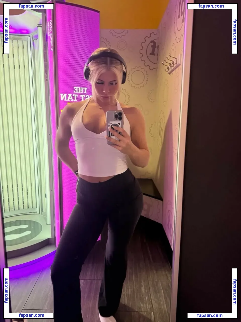 xoluvxoo голая фото #0003 с Онлифанс