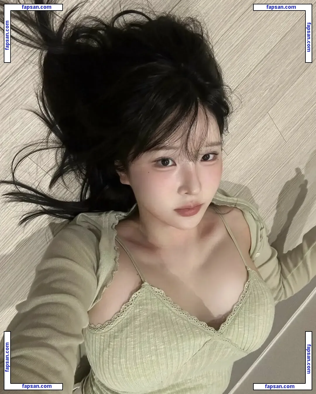 xouuuus голая фото #0037 с Онлифанс