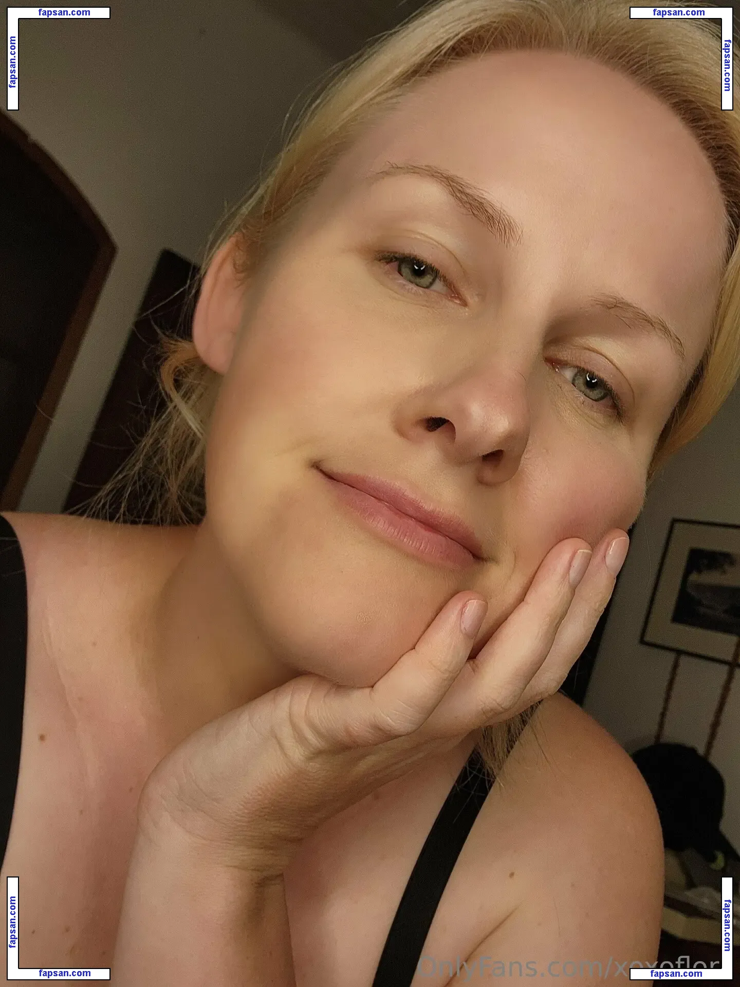 xoxoflora nude photo #0001 from OnlyFans