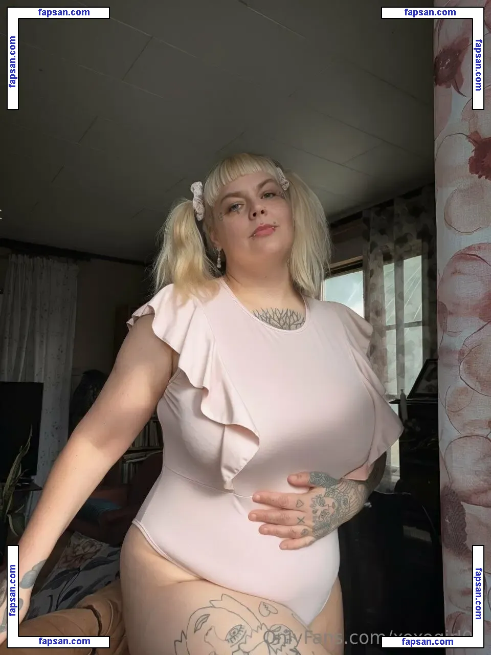 xoxogirl04 nude photo #0001 from OnlyFans