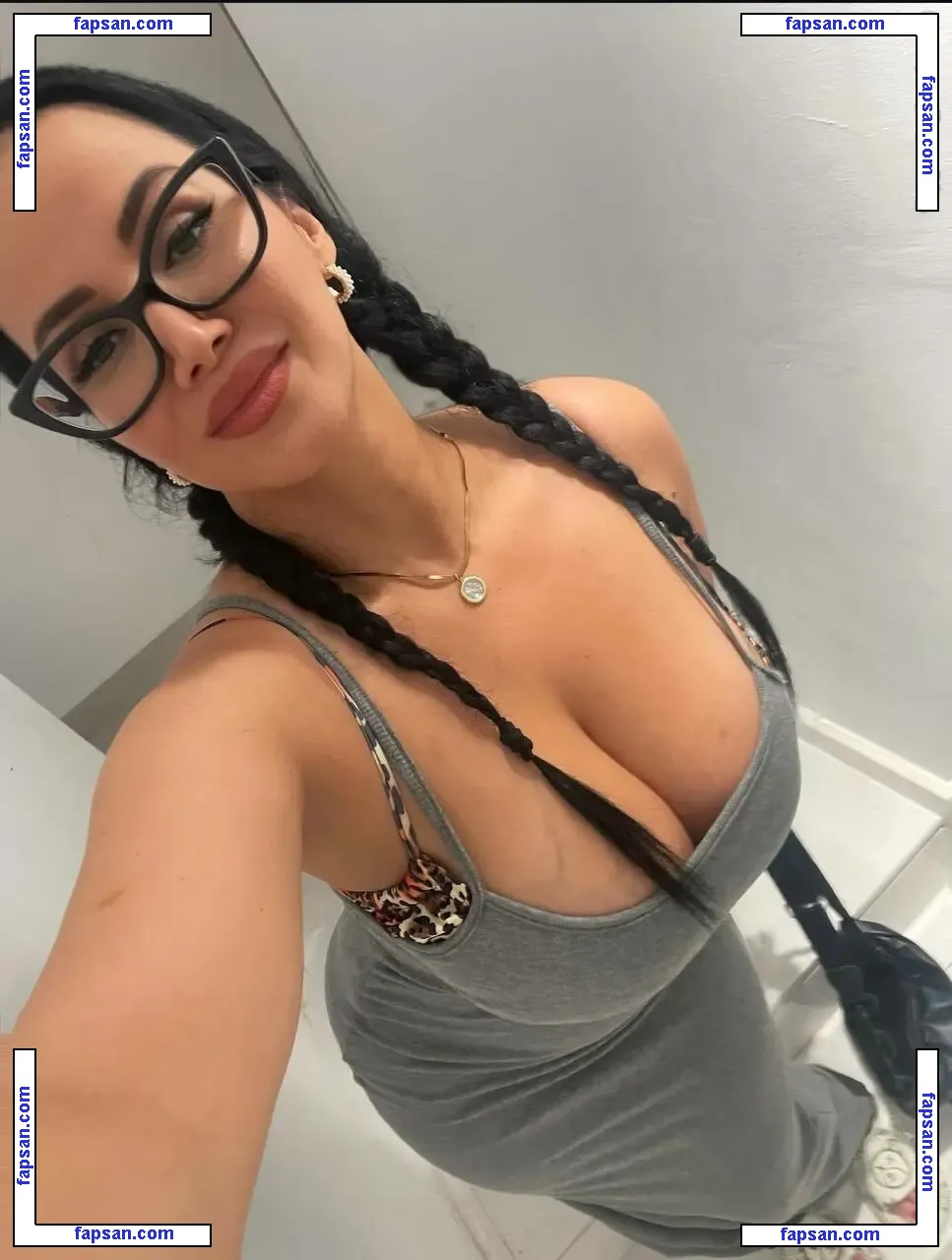 xristinaorfanidou_ nude photo #0010 from OnlyFans