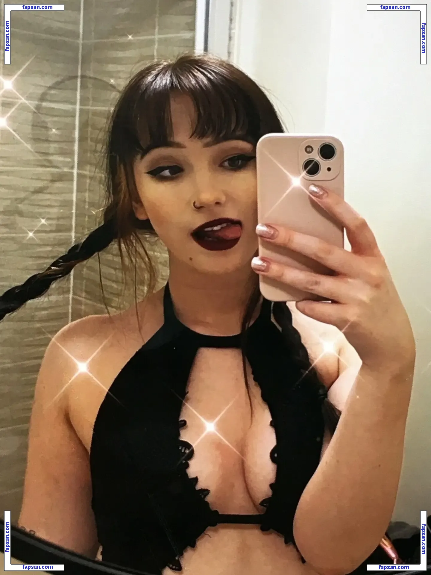 xroox nude photo #0004 from OnlyFans