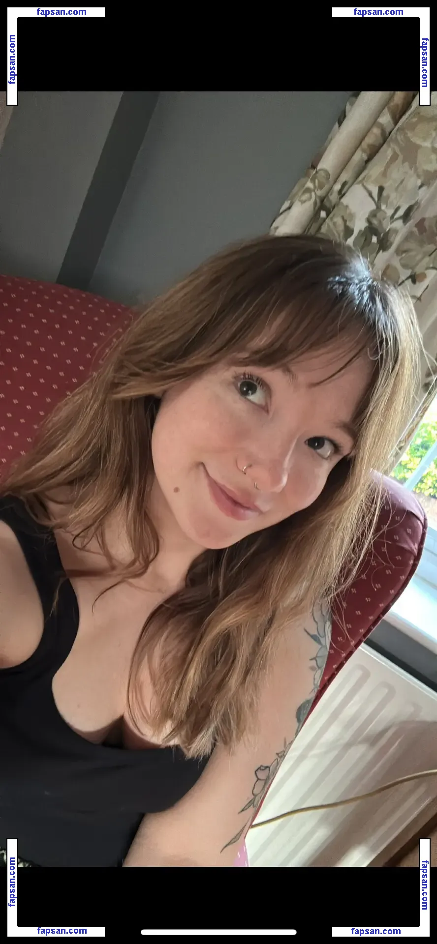 xroox nude photo #0015 from OnlyFans