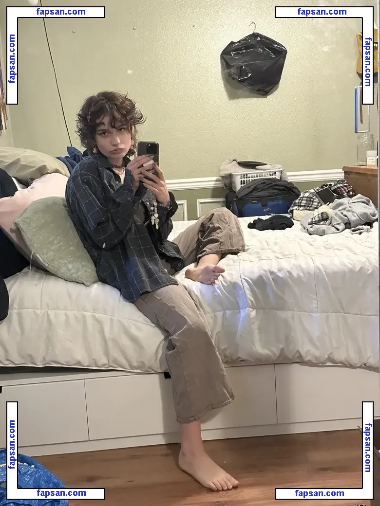 Xskunkboyx nude photo #0001 from OnlyFans