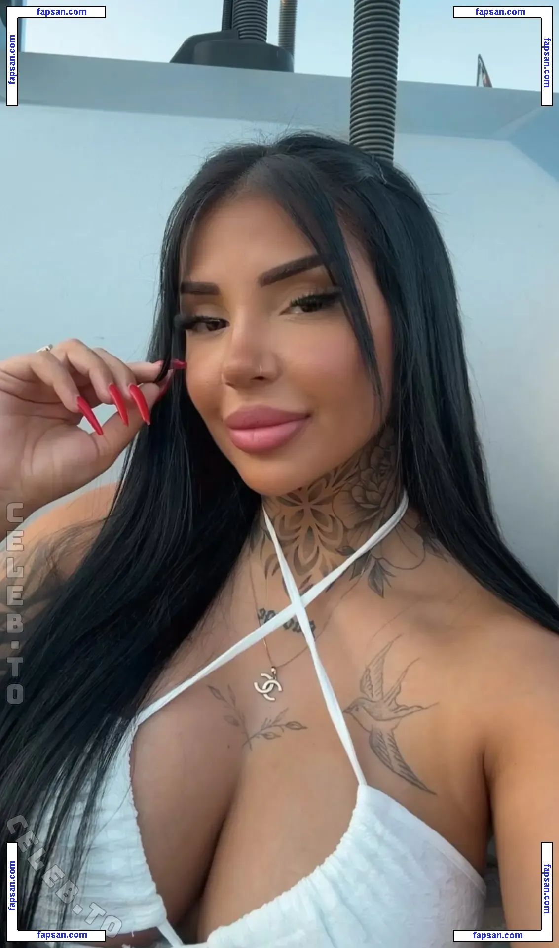 Xsra62 nude photo #0006 from OnlyFans