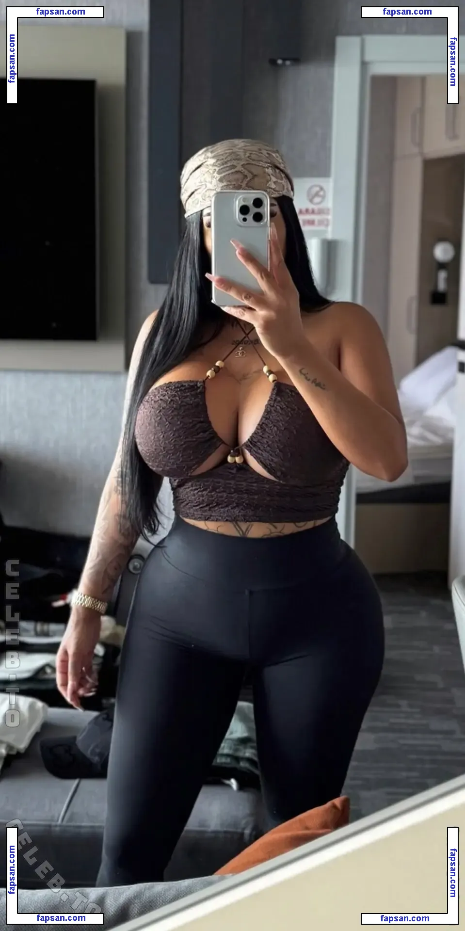 Xsra62 nude photo #0009 from OnlyFans