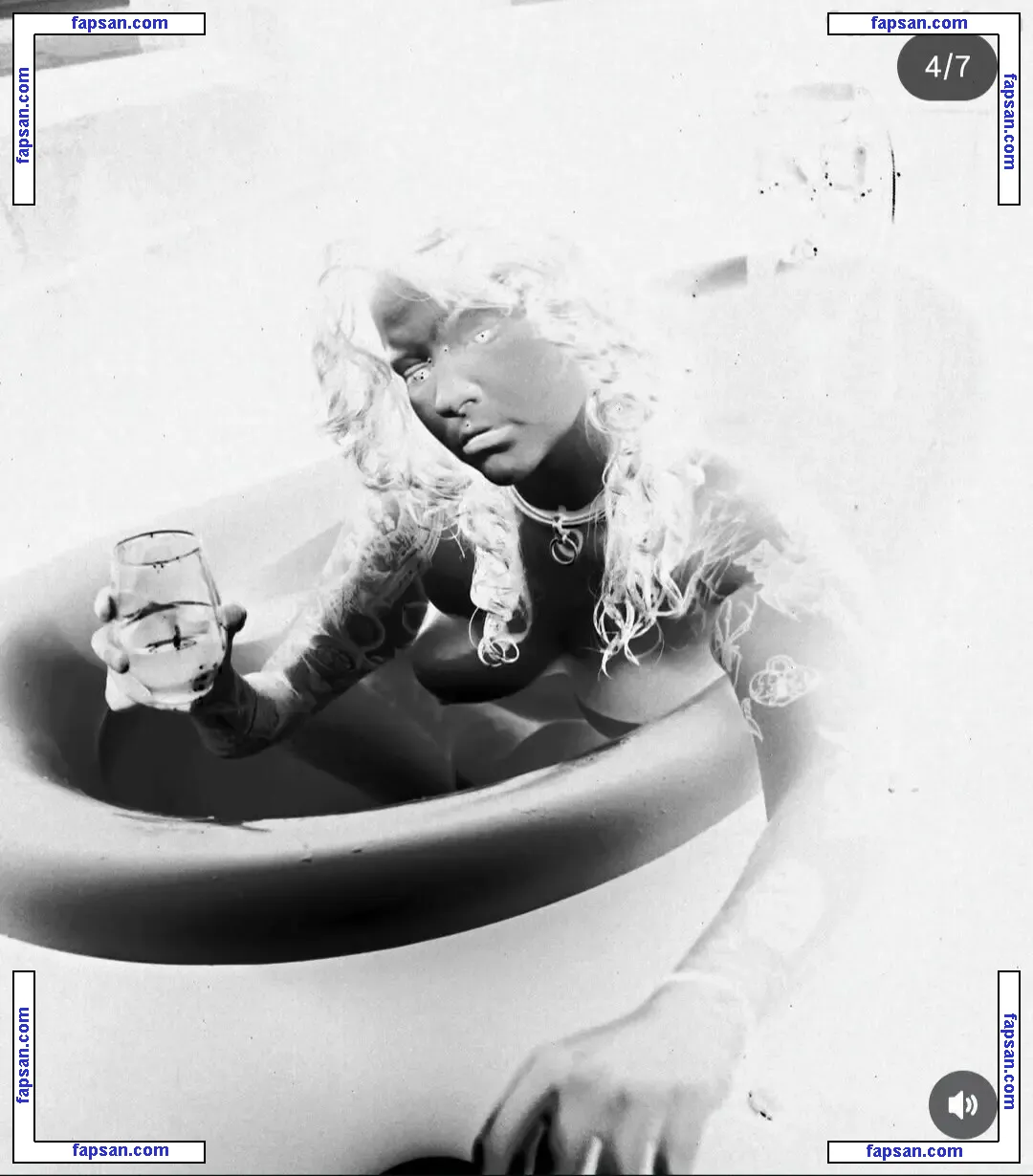 Xtoxicityx голая фото #0013 с Онлифанс