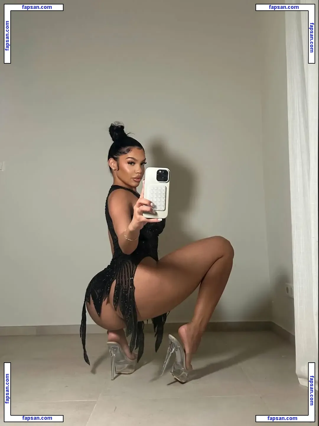 xttiona голая фото #0122 с Онлифанс