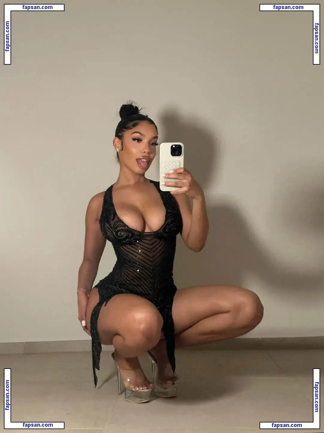 xttiona голая фото #0125 с Онлифанс