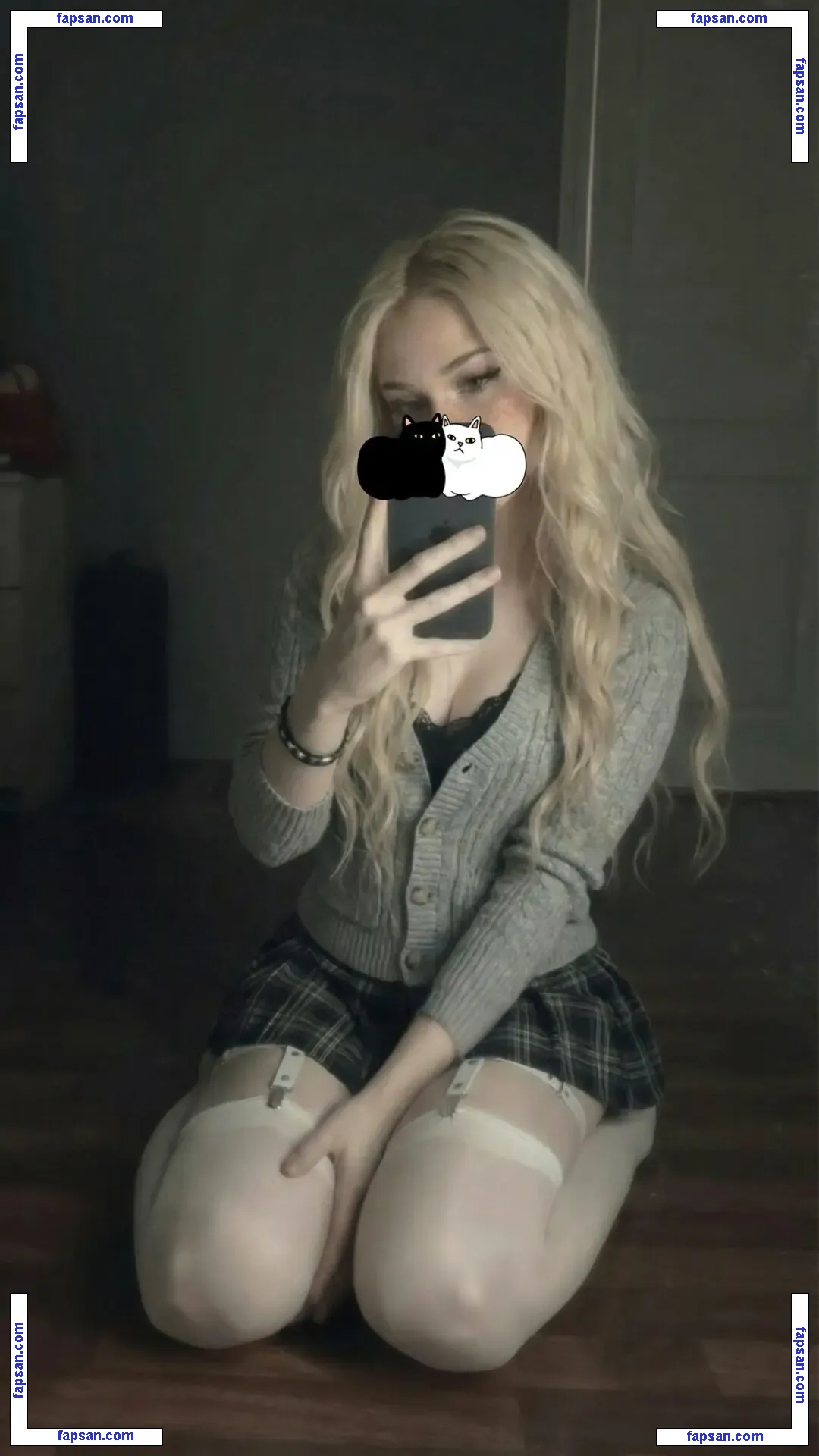 Xuwuara голая фото #0002 с Онлифанс