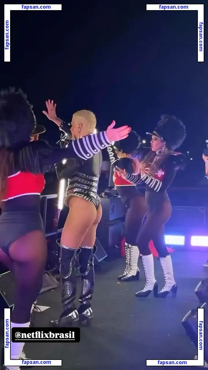 Xuxa Meneghel голая фото #0073 с Онлифанс