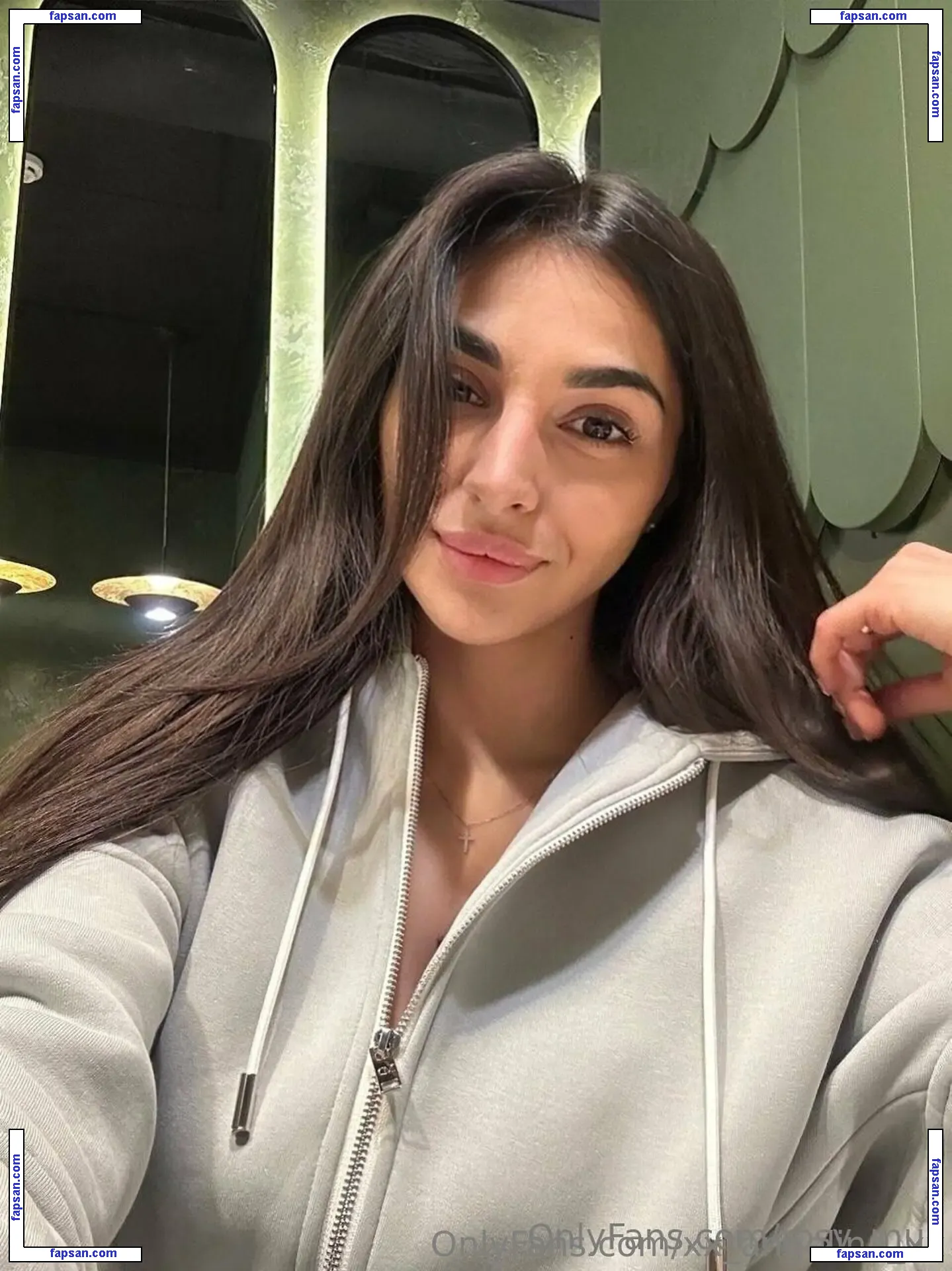 xx_angelina_xx nude photo #0004 from OnlyFans