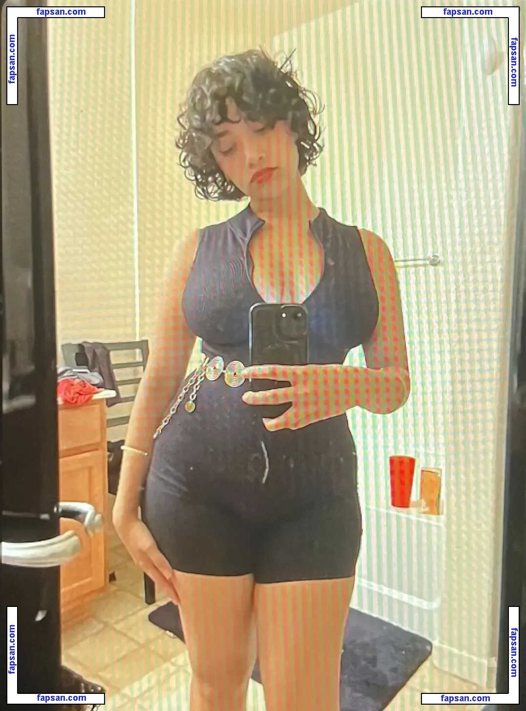 xx.midna голая фото #0003 с Онлифанс