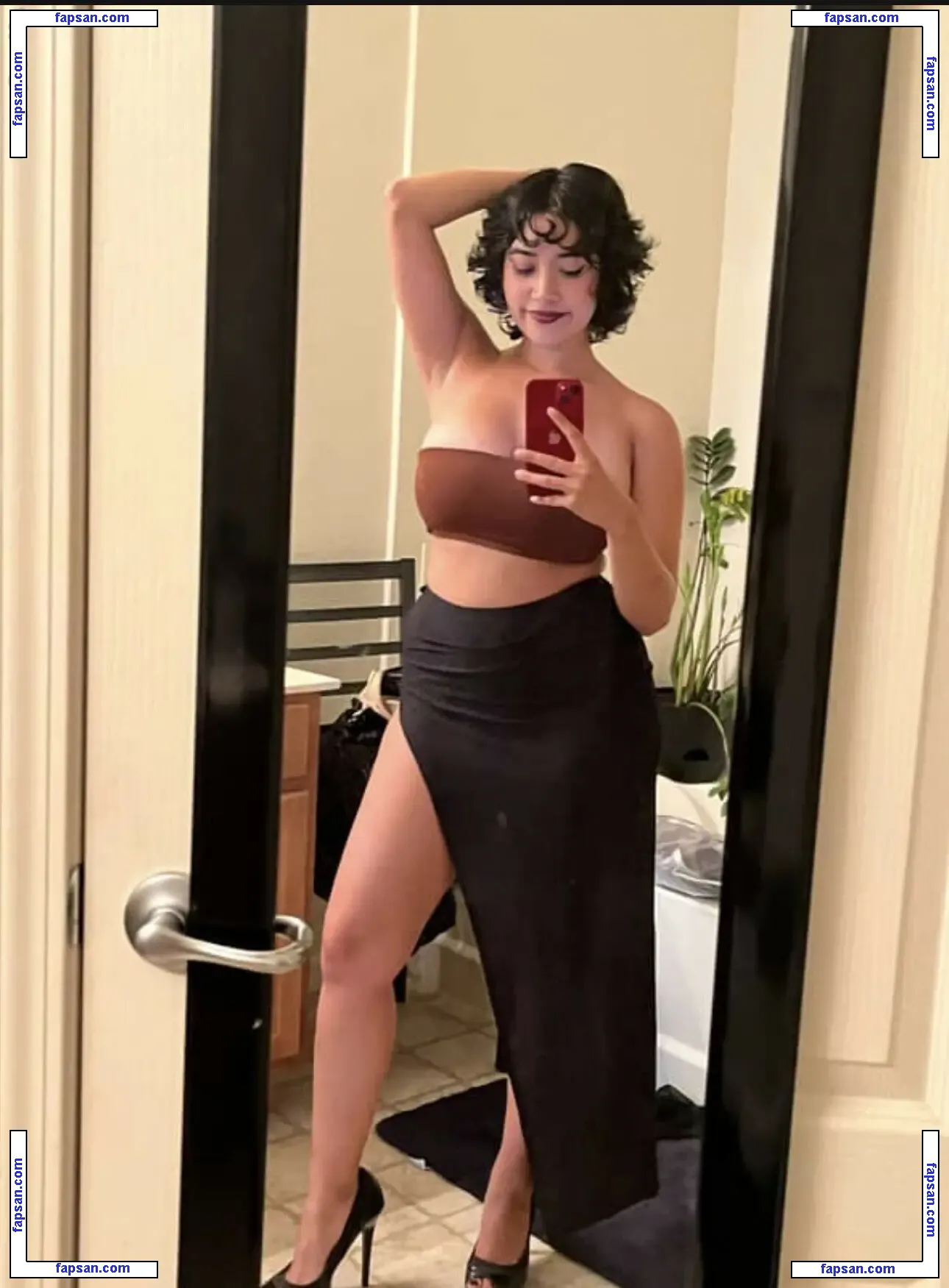 xx.midna nude photo #0020 from OnlyFans