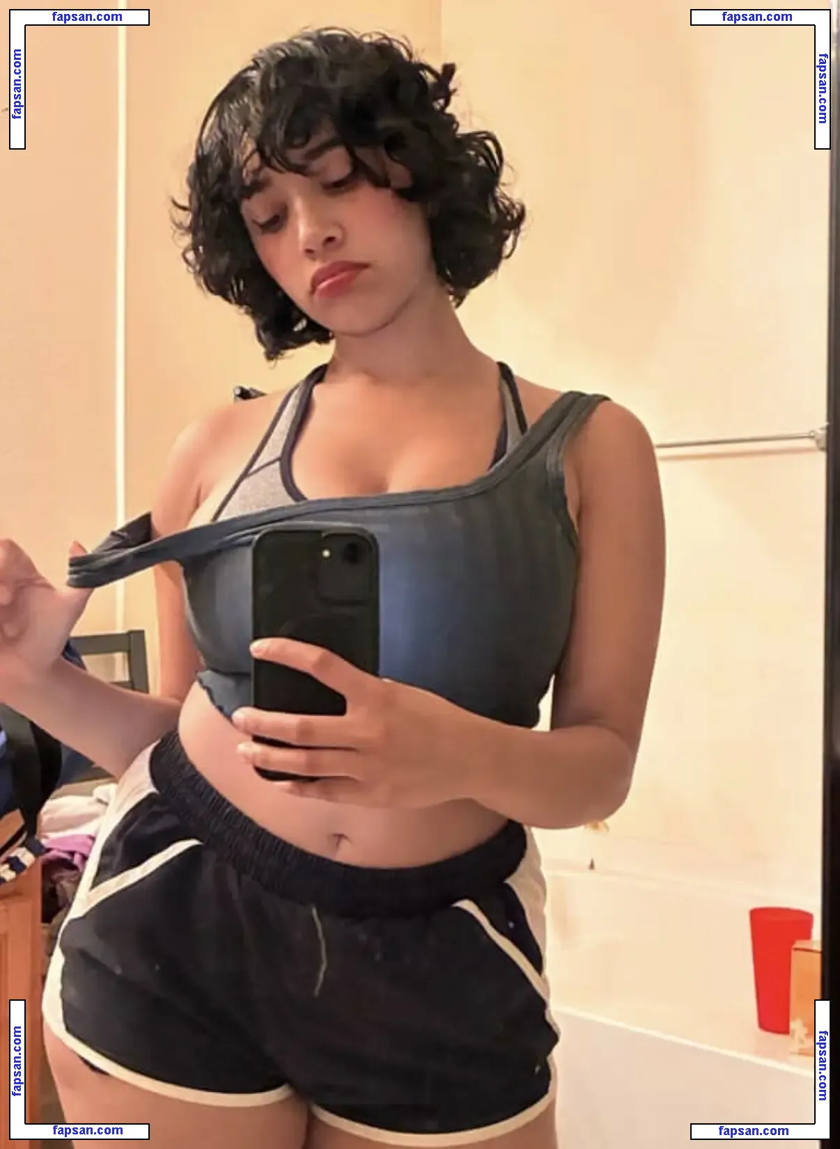 xx.midna nude photo #0023 from OnlyFans