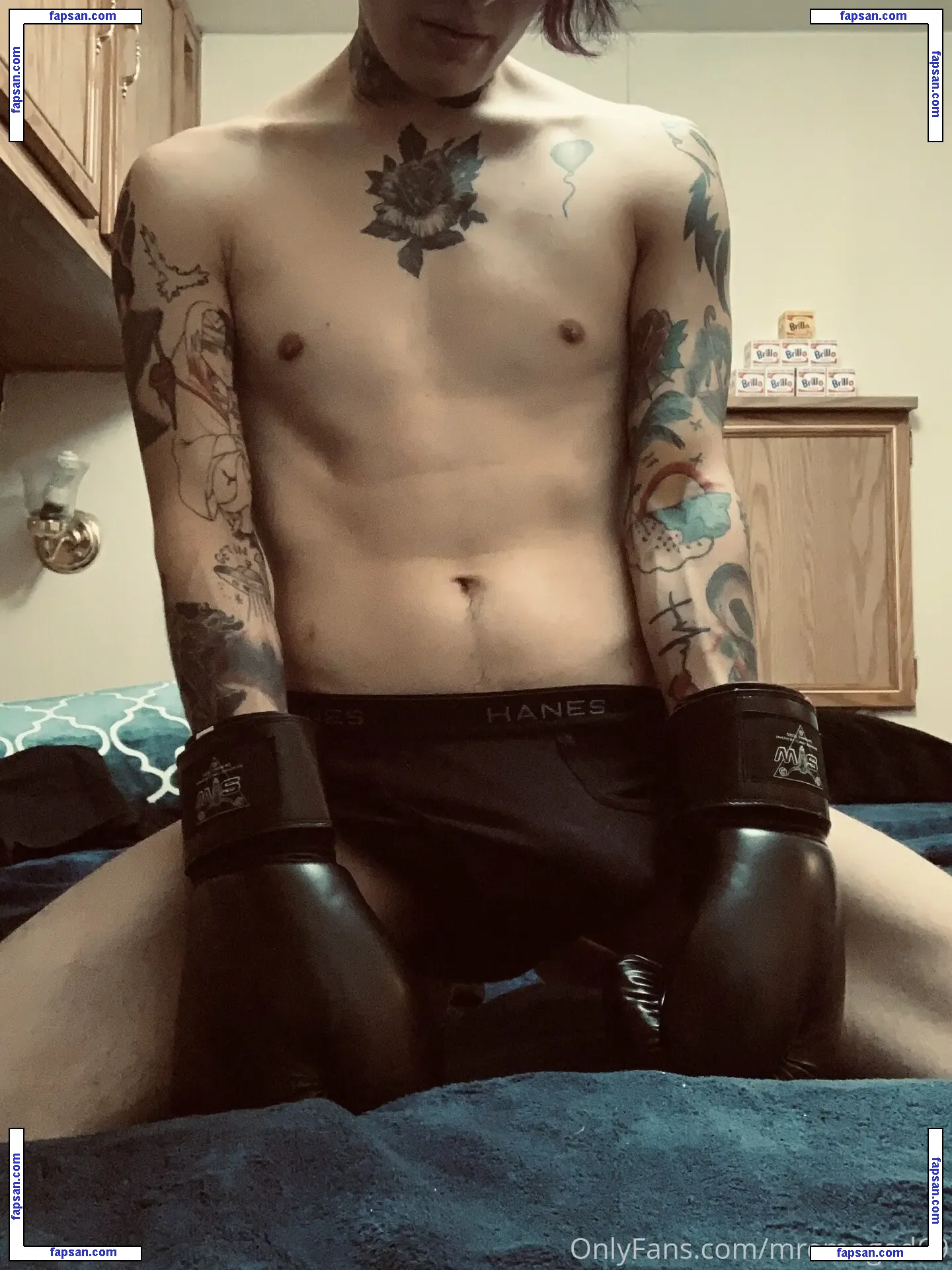 xxchrissdecemberxx nude photo #0013 from OnlyFans