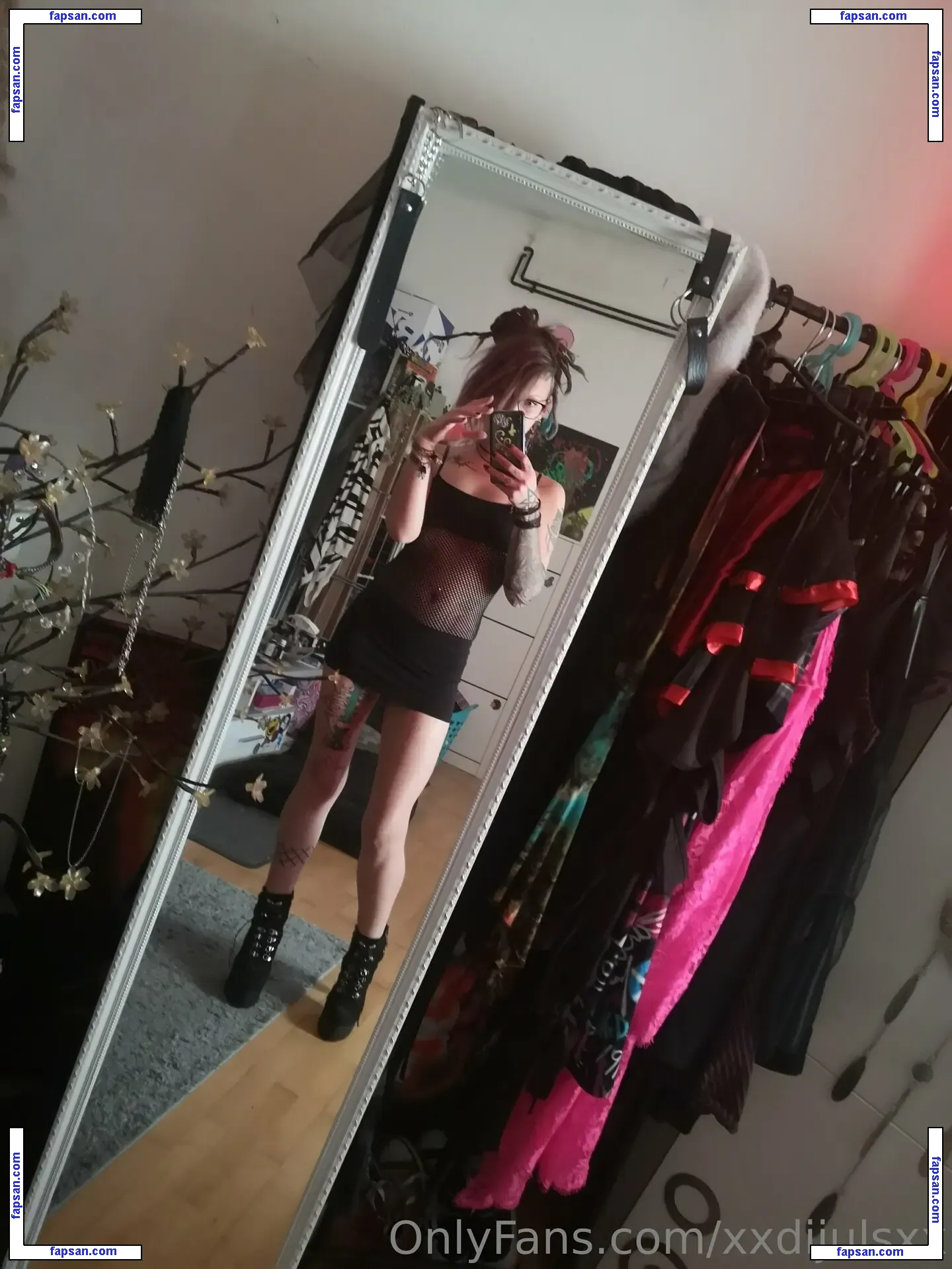 xxdijulsxx nude photo #0007 from OnlyFans