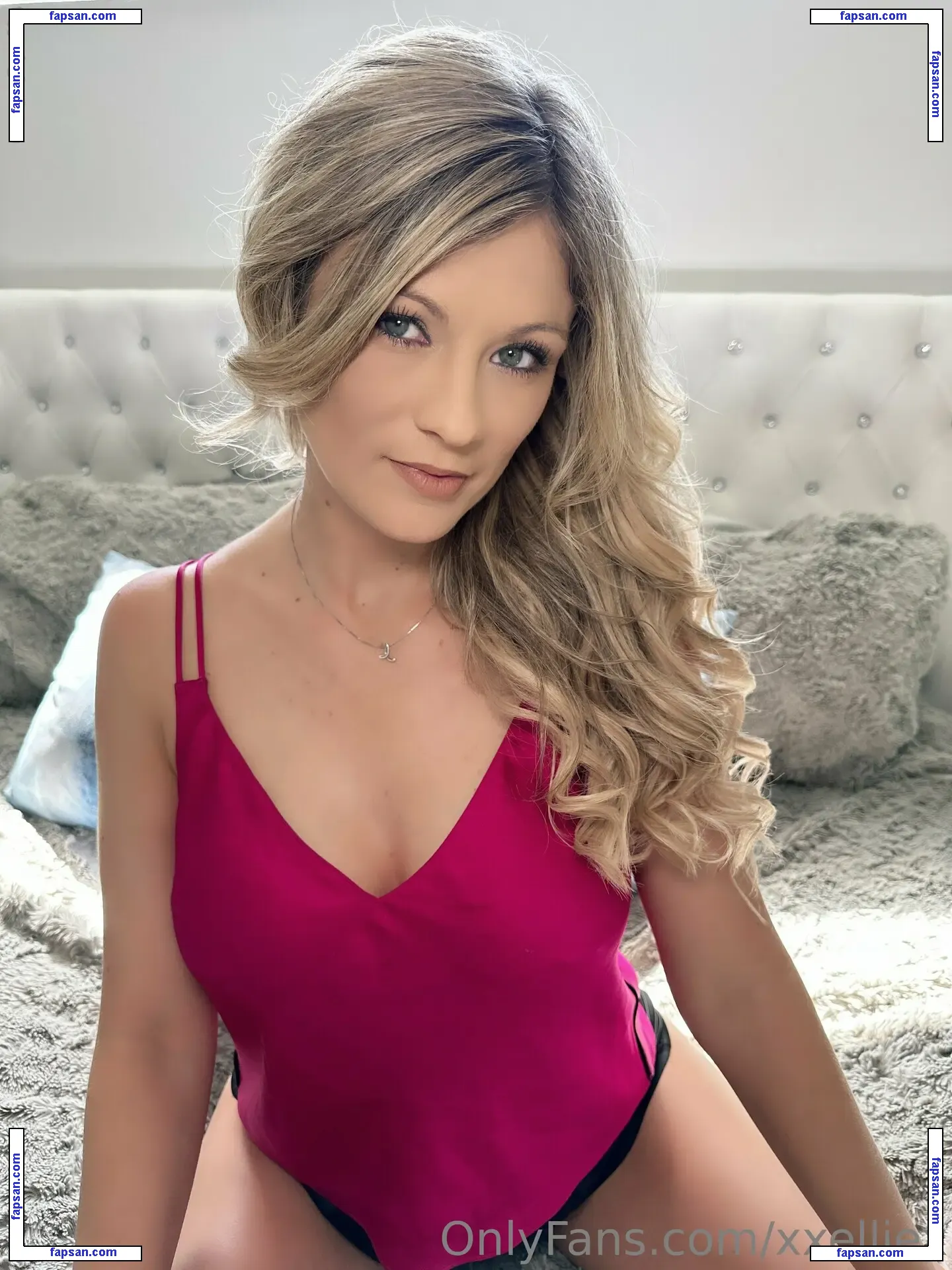 xxelliex nude photo #0036 from OnlyFans