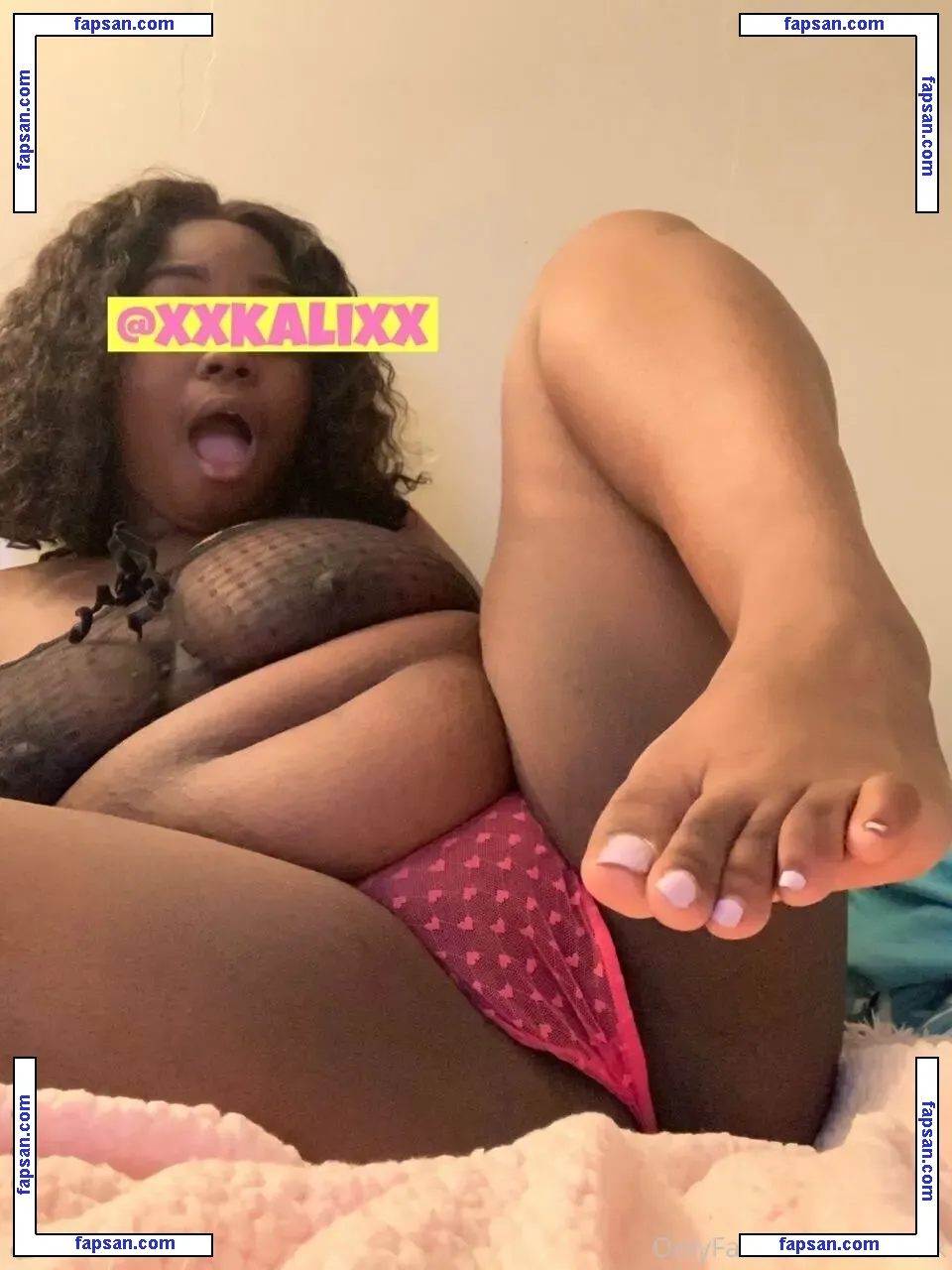 xxkalixx nude photo #0054 from OnlyFans