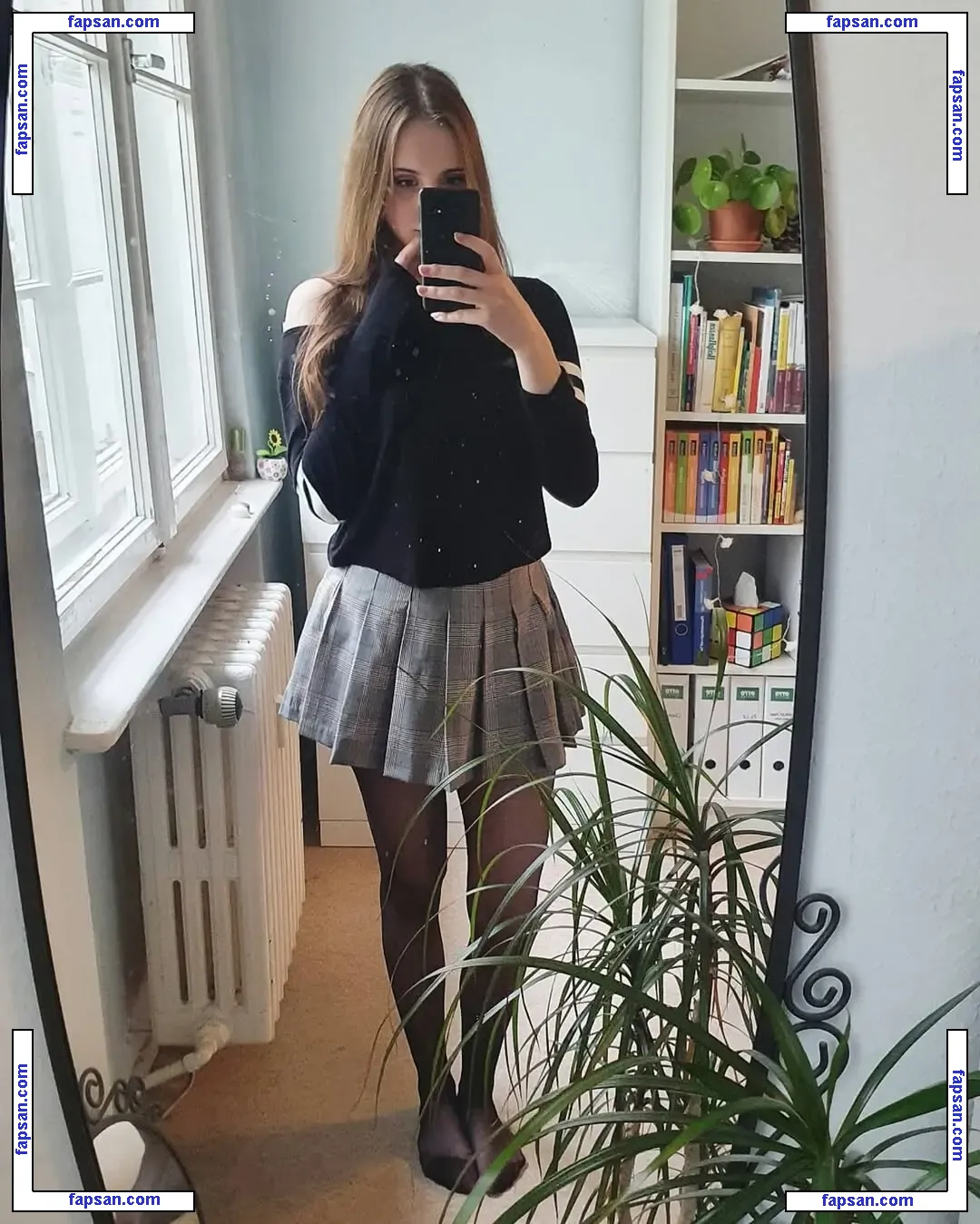 xXLaureliaXx голая фото #0002 с Онлифанс