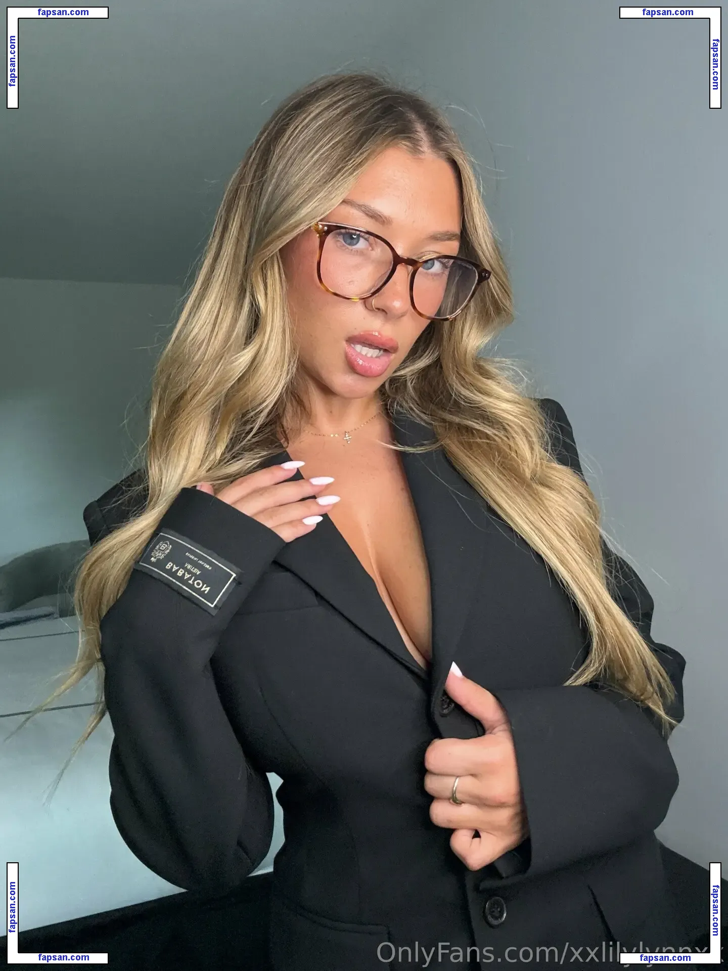 xxlilylynnxx nude photo #0001 from OnlyFans